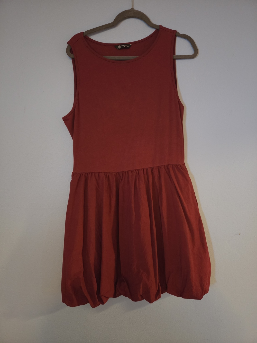 Womens Sleeveless Red Bubble Hem Dress